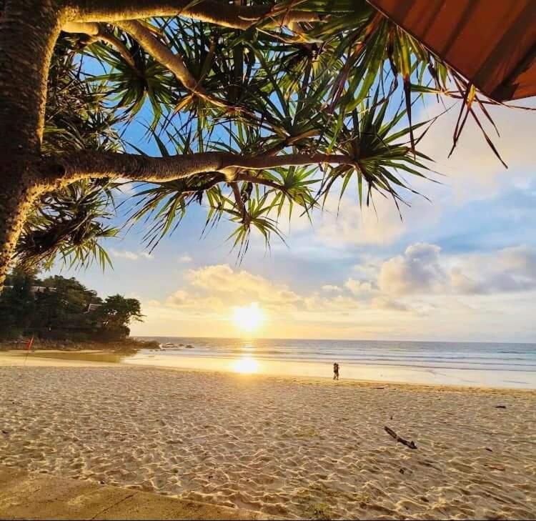Massuwan Karon Beach Ban Saiyuan Esterno foto
