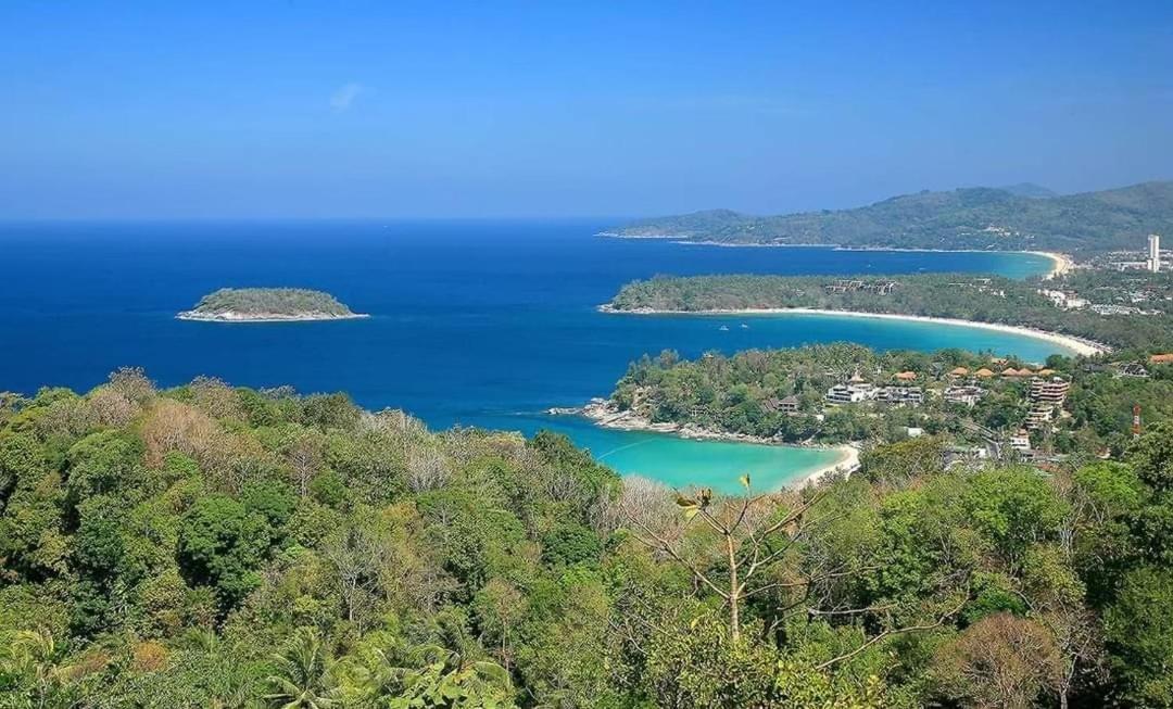 Massuwan Karon Beach Ban Saiyuan Esterno foto